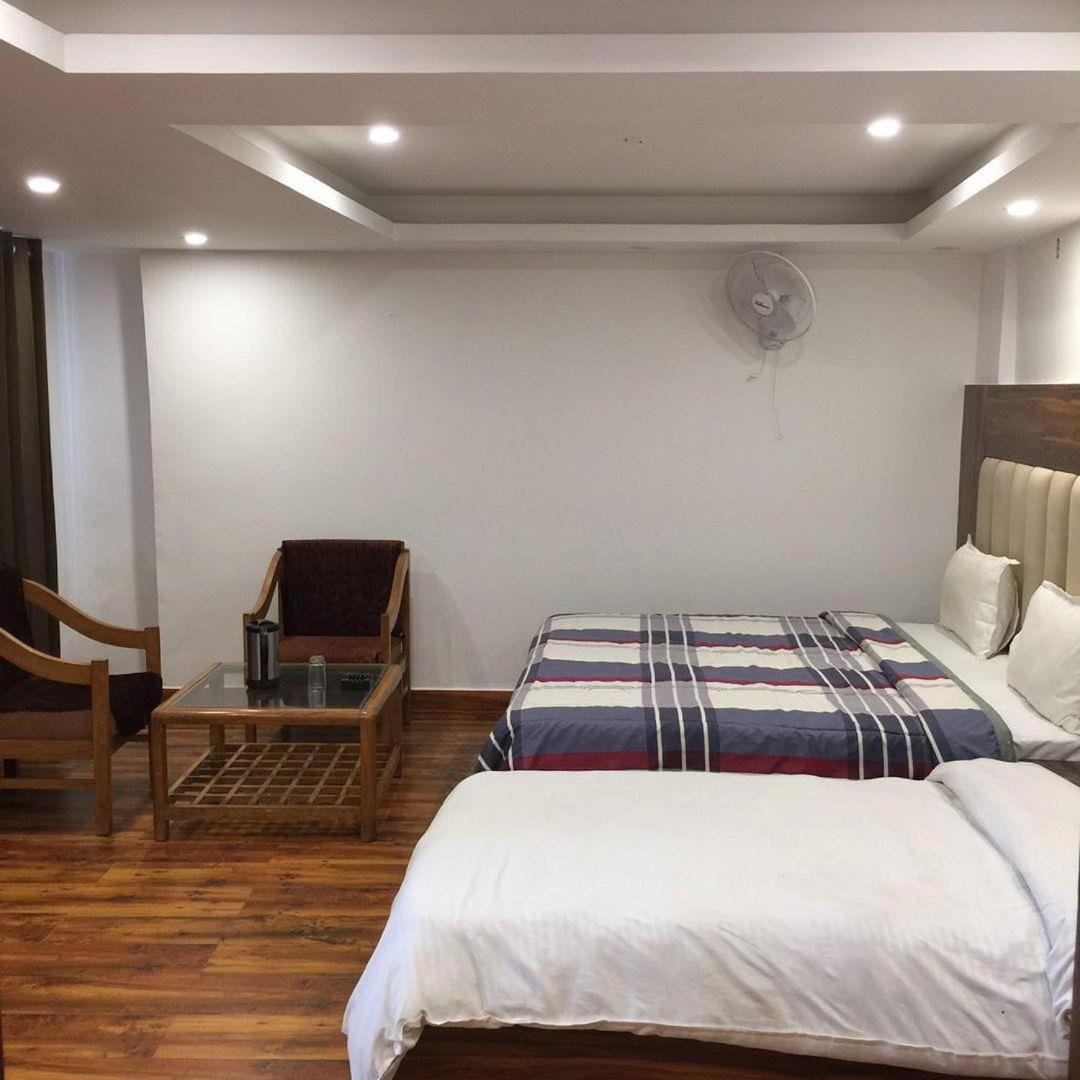 Castle View Hotel Mussoorie Exterior foto