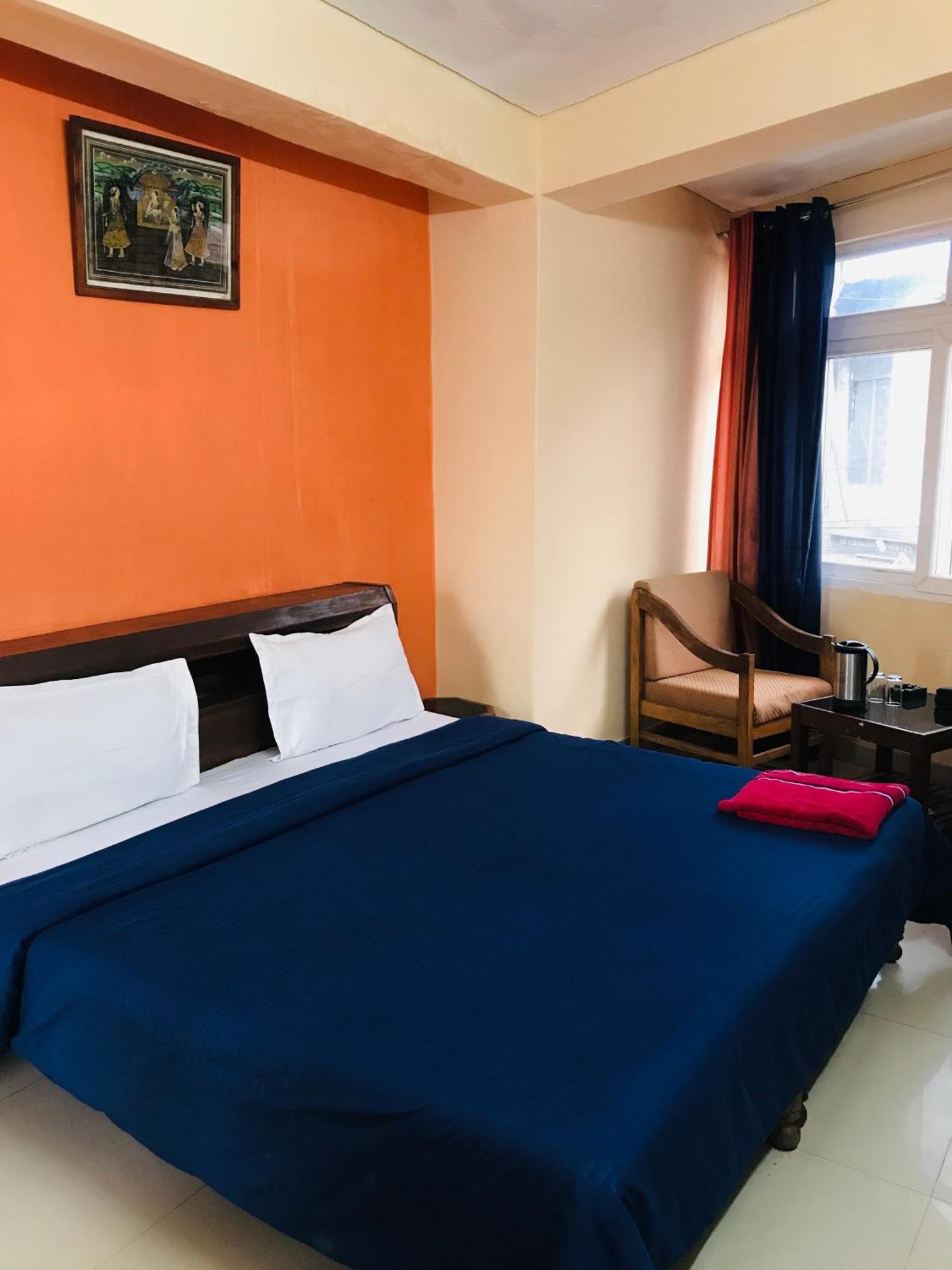 Castle View Hotel Mussoorie Exterior foto