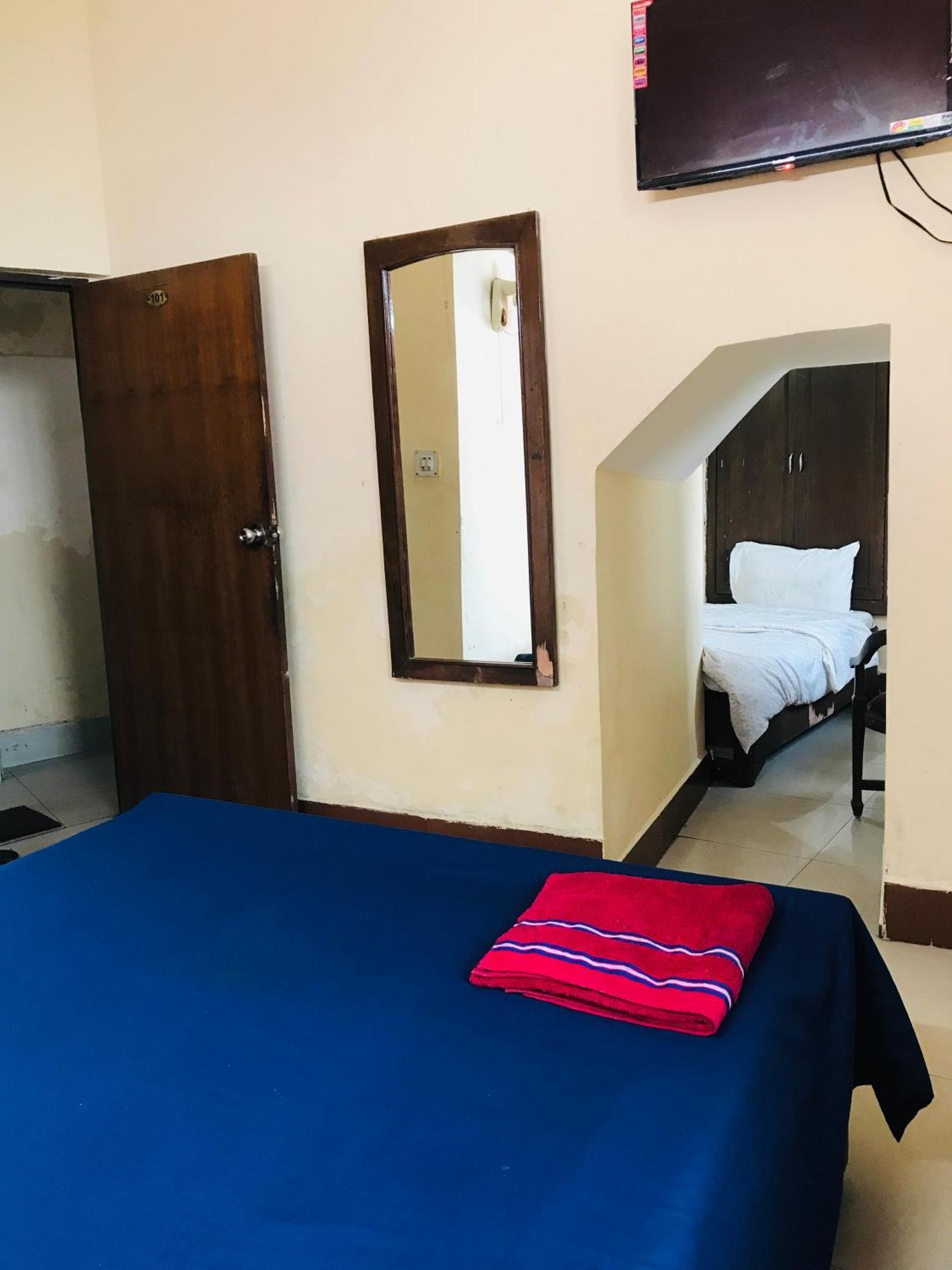 Castle View Hotel Mussoorie Quarto foto