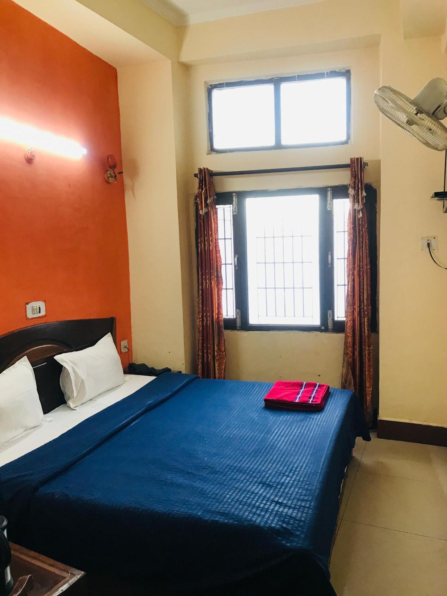 Castle View Hotel Mussoorie Exterior foto